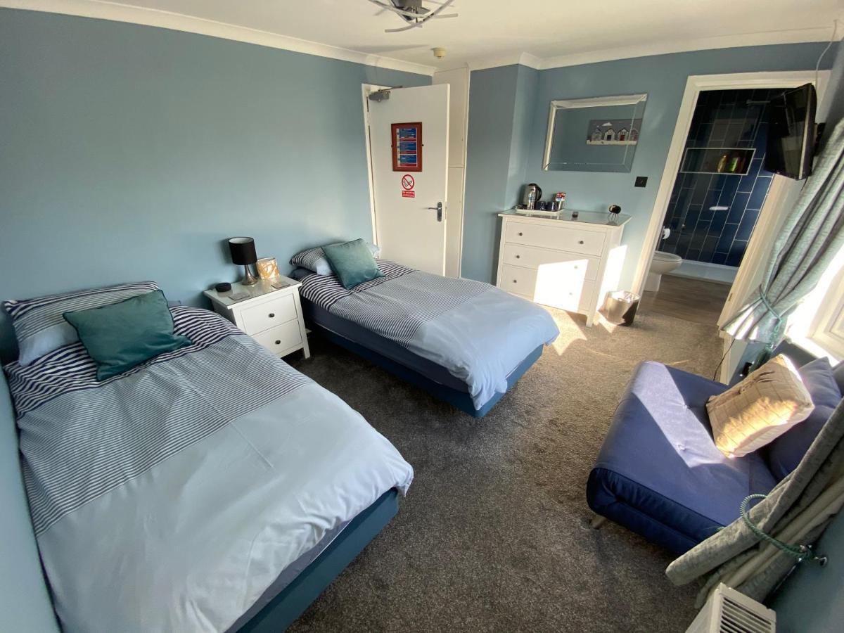 Waterside Guesthouse 딤처치 외부 사진